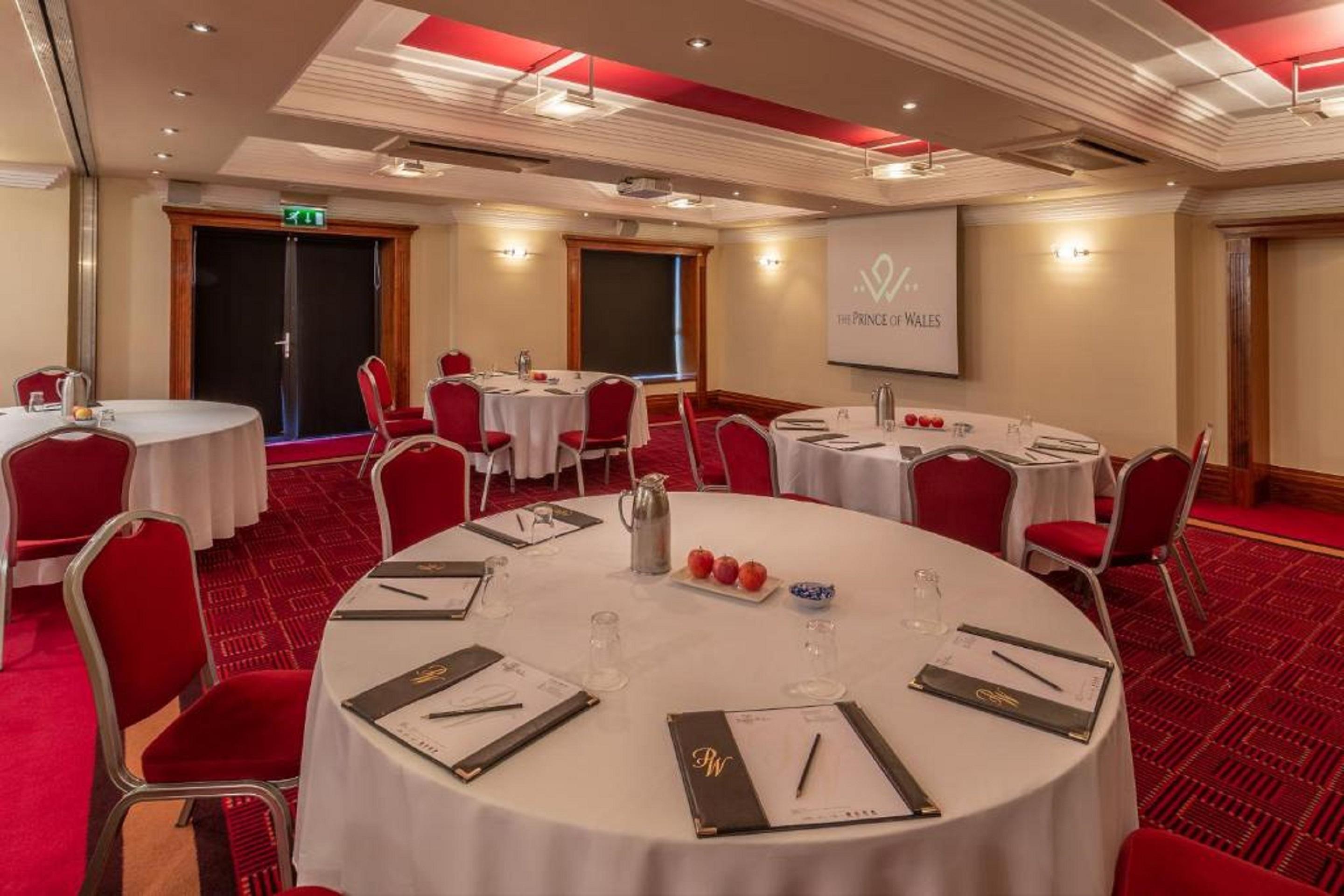 Prince Of Wales Hotel Athlone Zewnętrze zdjęcie